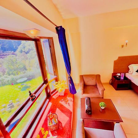 Sagar Resort !! Mountain View ! Luxury Stay ! Family Resort ! Private Parking ! Near Mall Road Manāli Dış mekan fotoğraf