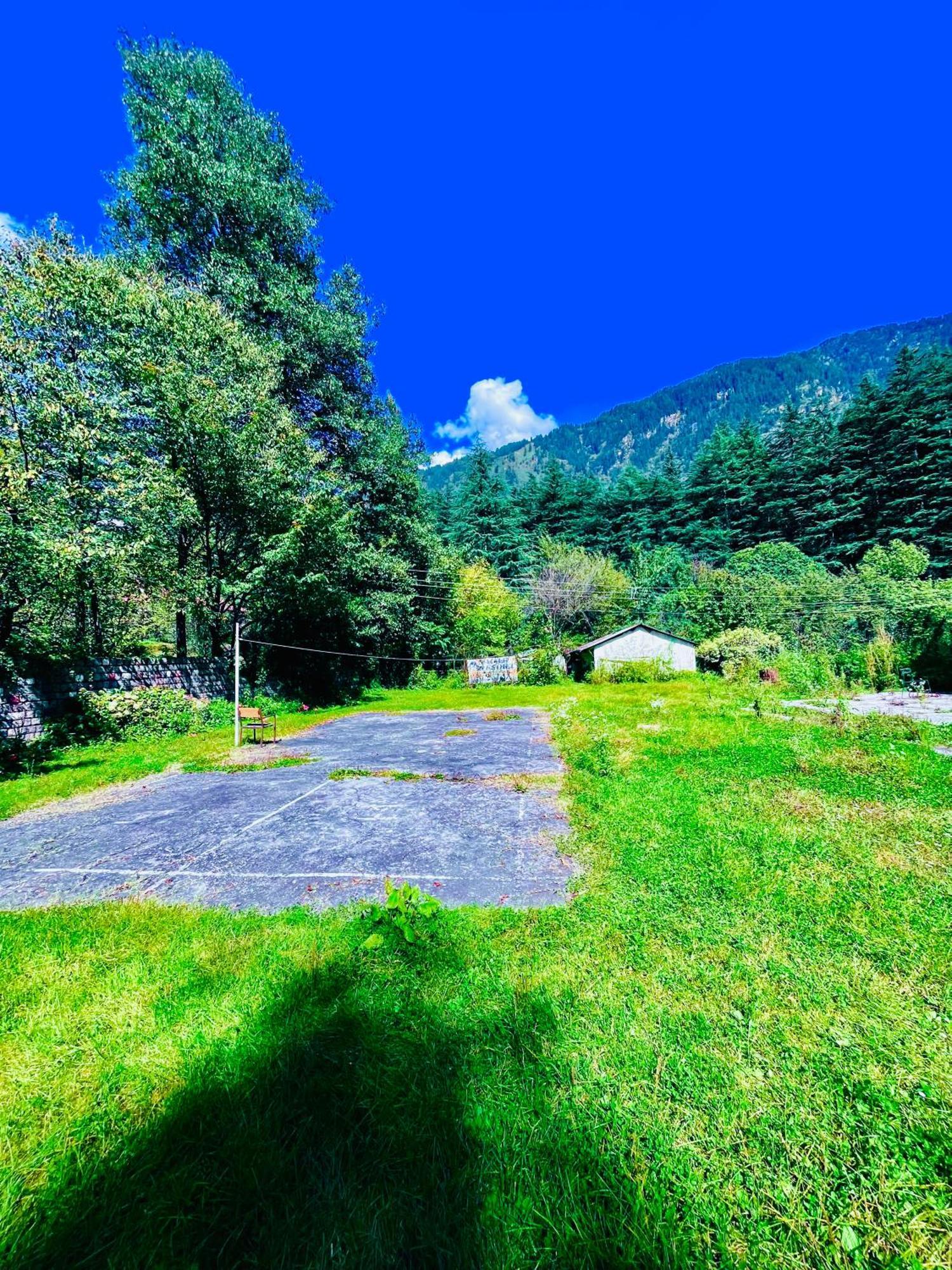 Sagar Resort !! Mountain View ! Luxury Stay ! Family Resort ! Private Parking ! Near Mall Road Manāli Dış mekan fotoğraf