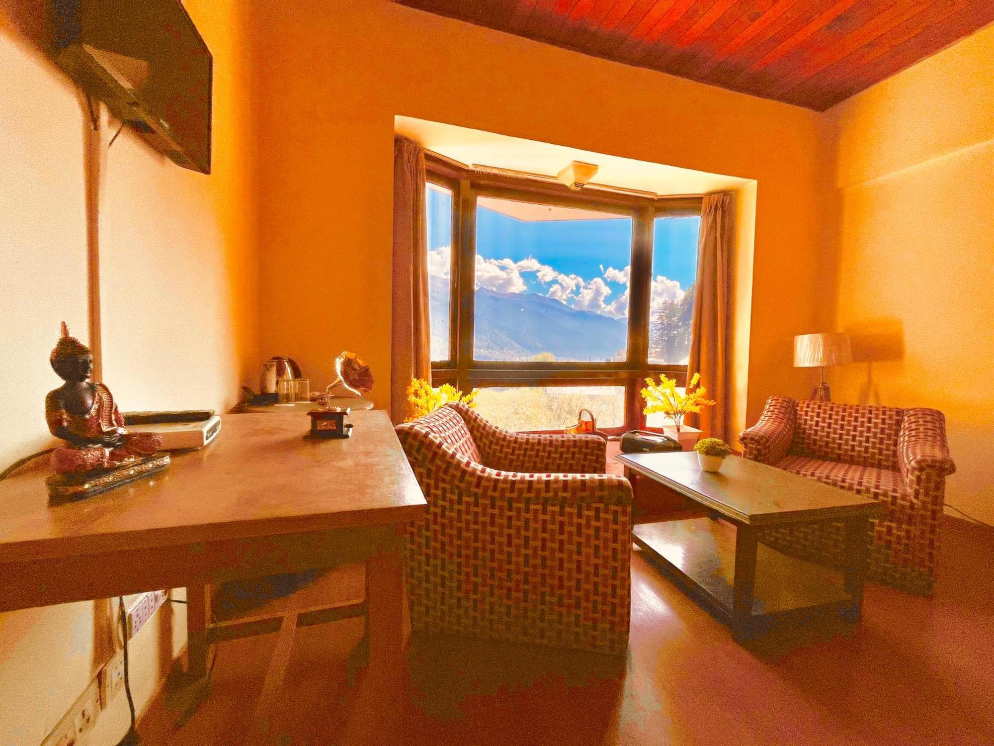 Sagar Resort !! Mountain View ! Luxury Stay ! Family Resort ! Private Parking ! Near Mall Road Manāli Dış mekan fotoğraf