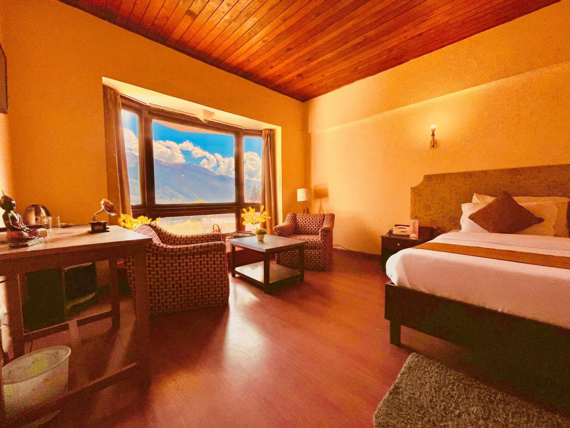 Sagar Resort !! Mountain View ! Luxury Stay ! Family Resort ! Private Parking ! Near Mall Road Manāli Dış mekan fotoğraf